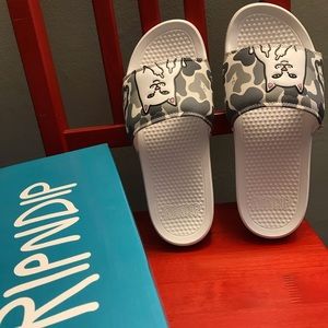 RipnDip Slide Sandals size 7 men’s